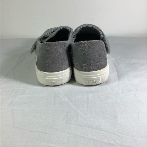 Toms - Picture 2 of 6